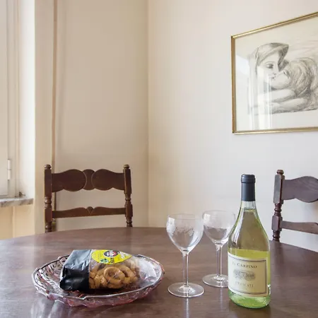 Apartment Monginevra Old Fashioned House